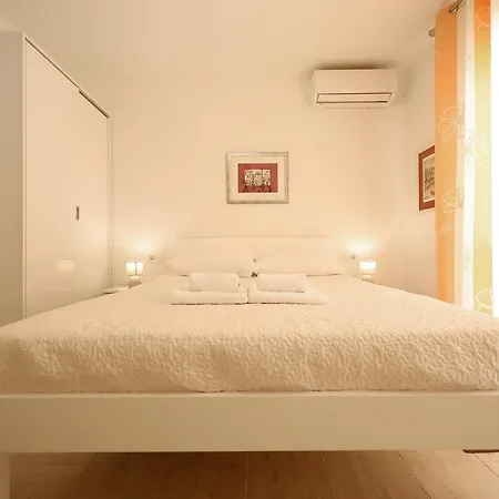 City Studio Laurana Apartment Zadar